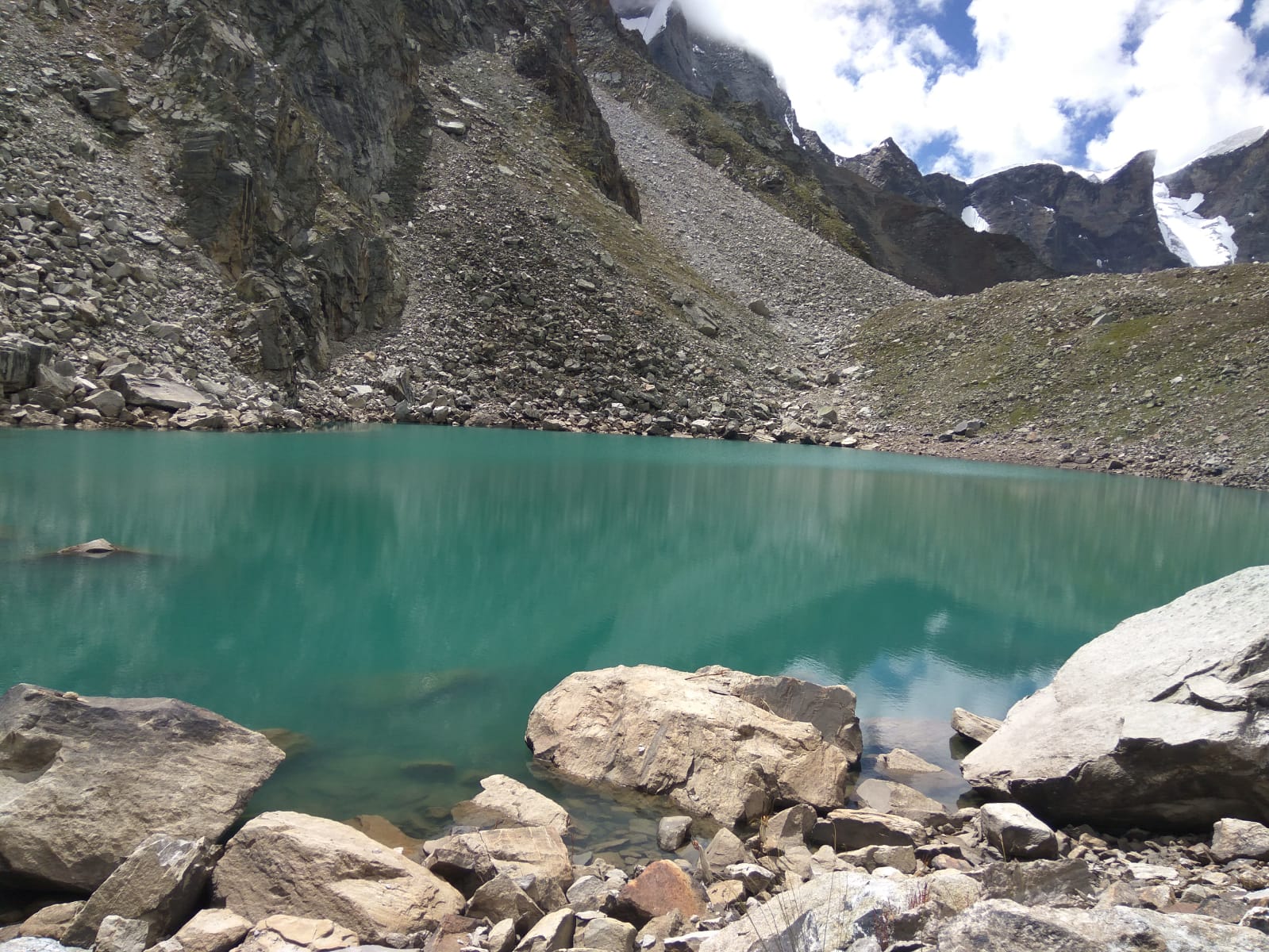 Emerald Neelkanth Glacial Lake